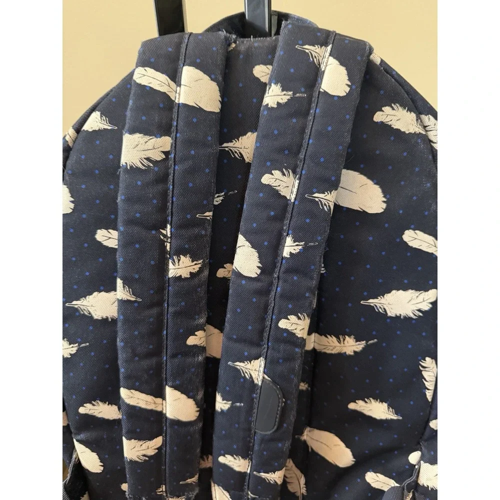 Herschel Supply Co. very good